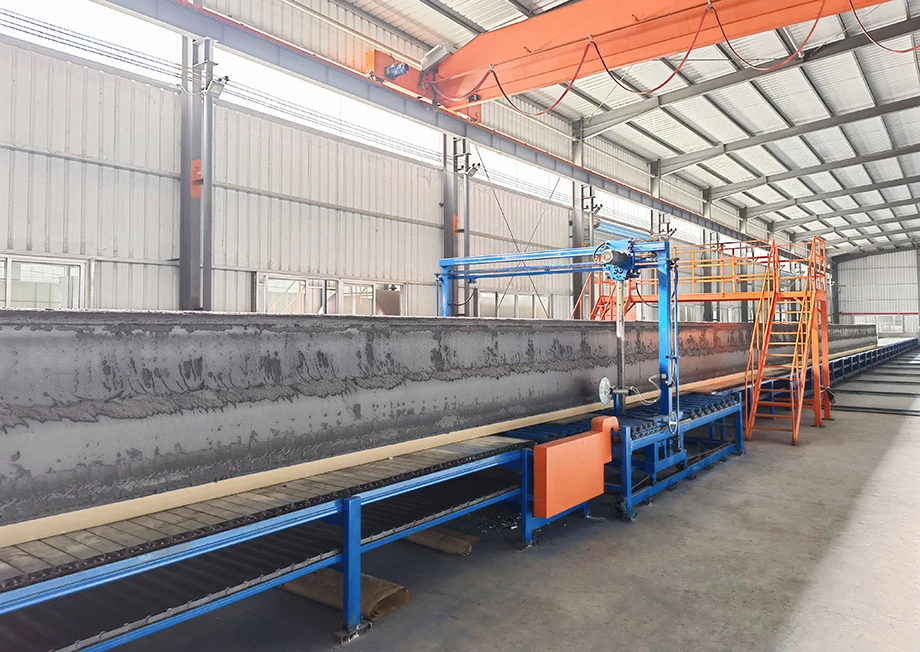 Foaming polyurethane machines